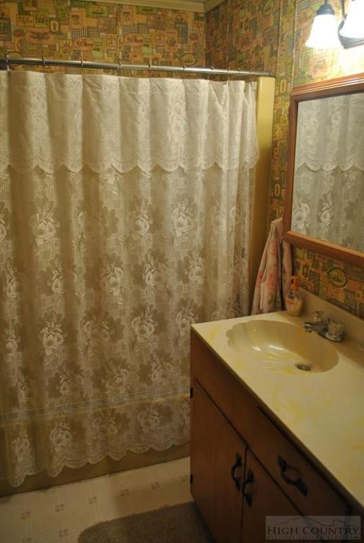12734 Old 60 Ronda, NC 28670 - Photo 16 of 28 Gallery Image 16
