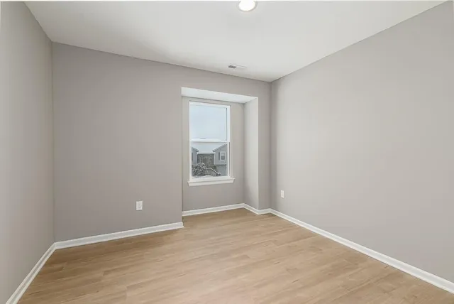 $429,950 | 15636 Sheridan Court, Basehor, KS 66007