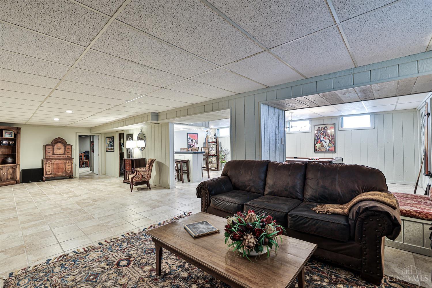 522 Riddle Road Cincinnati, OH 45231 - Photo 36 of 57 Gallery Image 36