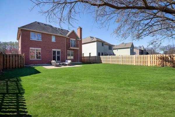 $1,380,000 | 2026 Maple Avenue, Northbrook, IL 60062