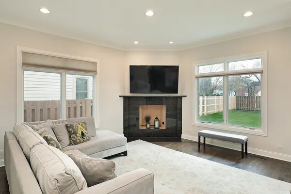 $1,380,000 | 2026 Maple Avenue, Northbrook, IL 60062