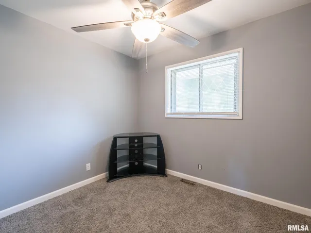 $129,900 | 1 New Salem Road, Bartonville, IL 61607