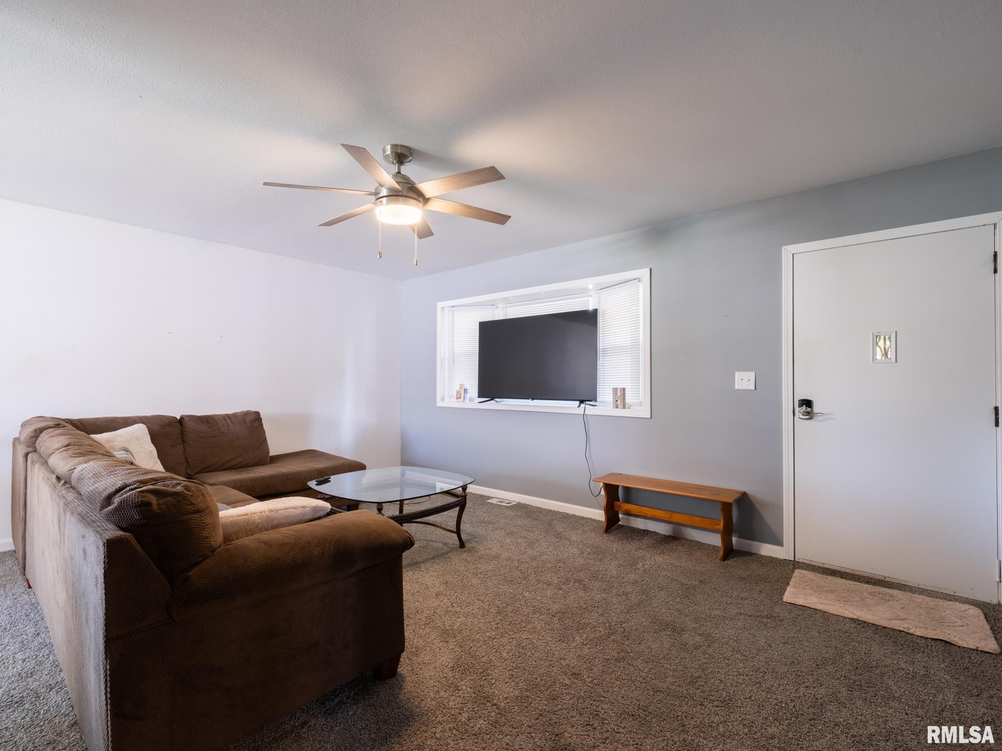 1 New Salem Road Bartonville, IL 61607 - Photo 4 of 36