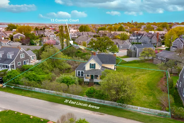 $3,200,000 | 20 East Lincoln Avenue, Nantucket, MA 02554