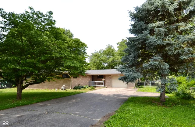 $1,850 | 7150 Combs Road, Indianapolis, IN 46237