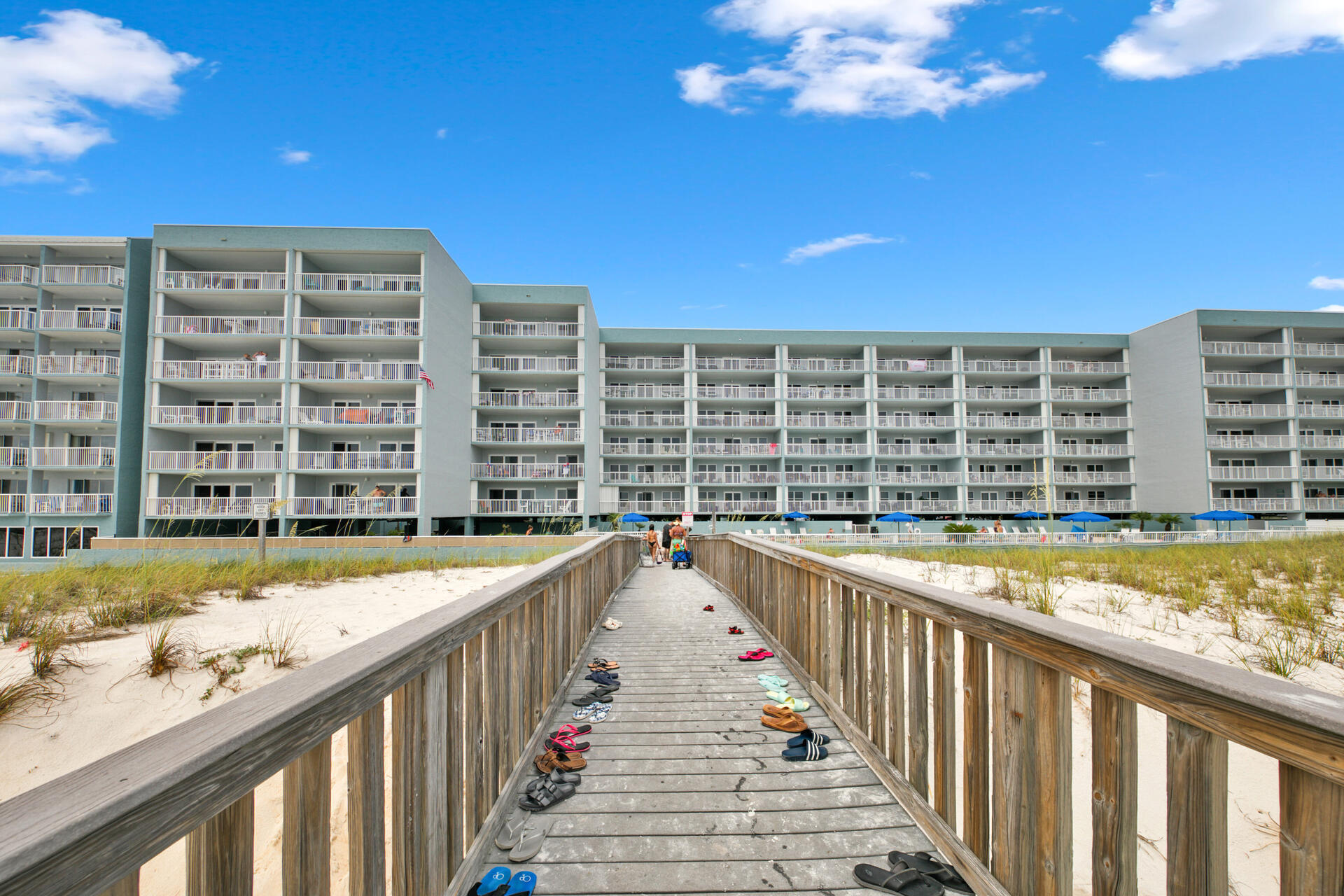 790 Santa Rosa Boulevard, Unit 6002 Fort Walton Beach, FL 32548 - Photo 32 of 42 a view of balcony with a couple of large trees