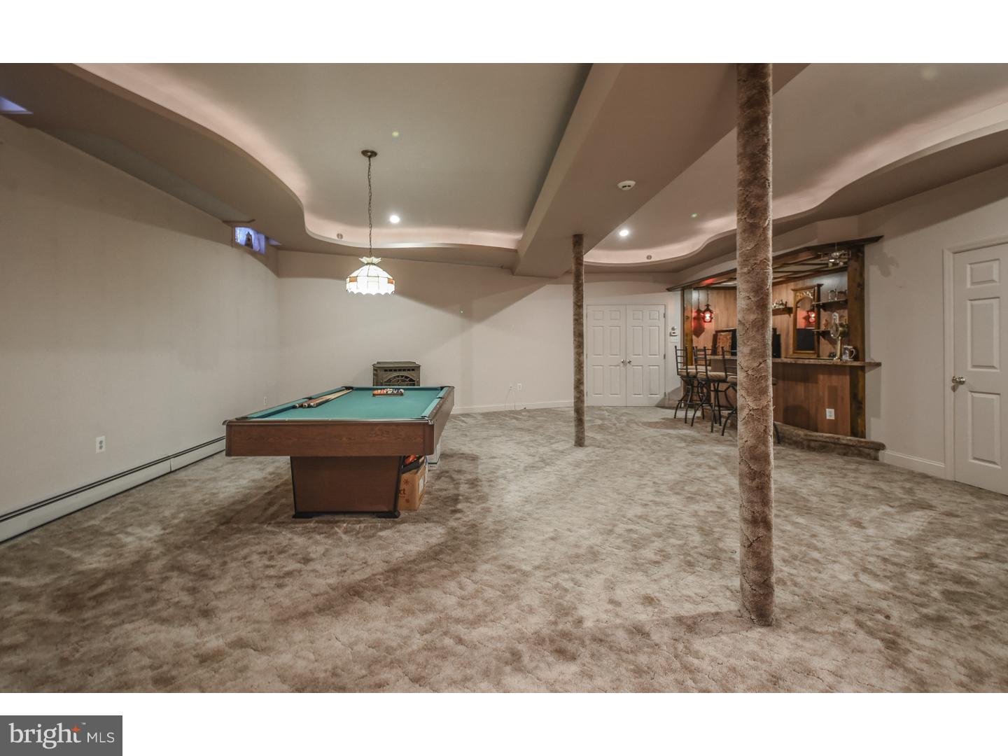 39 Doe Run Road Warrington, PA 18976 - Photo 18 of 25 Great Room