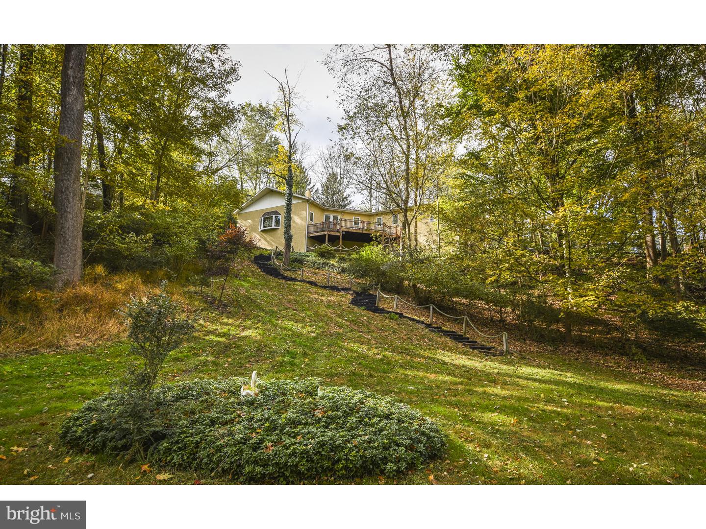 39 Doe Run Road Warrington, PA 18976 - Photo 21 of 25 Exterior Back