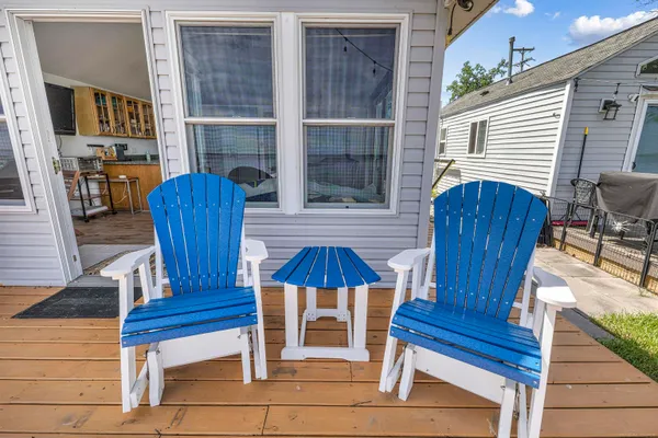 $234,900 | 204 Broadway Road, Unit 2, Houghton Lake, MI 48629