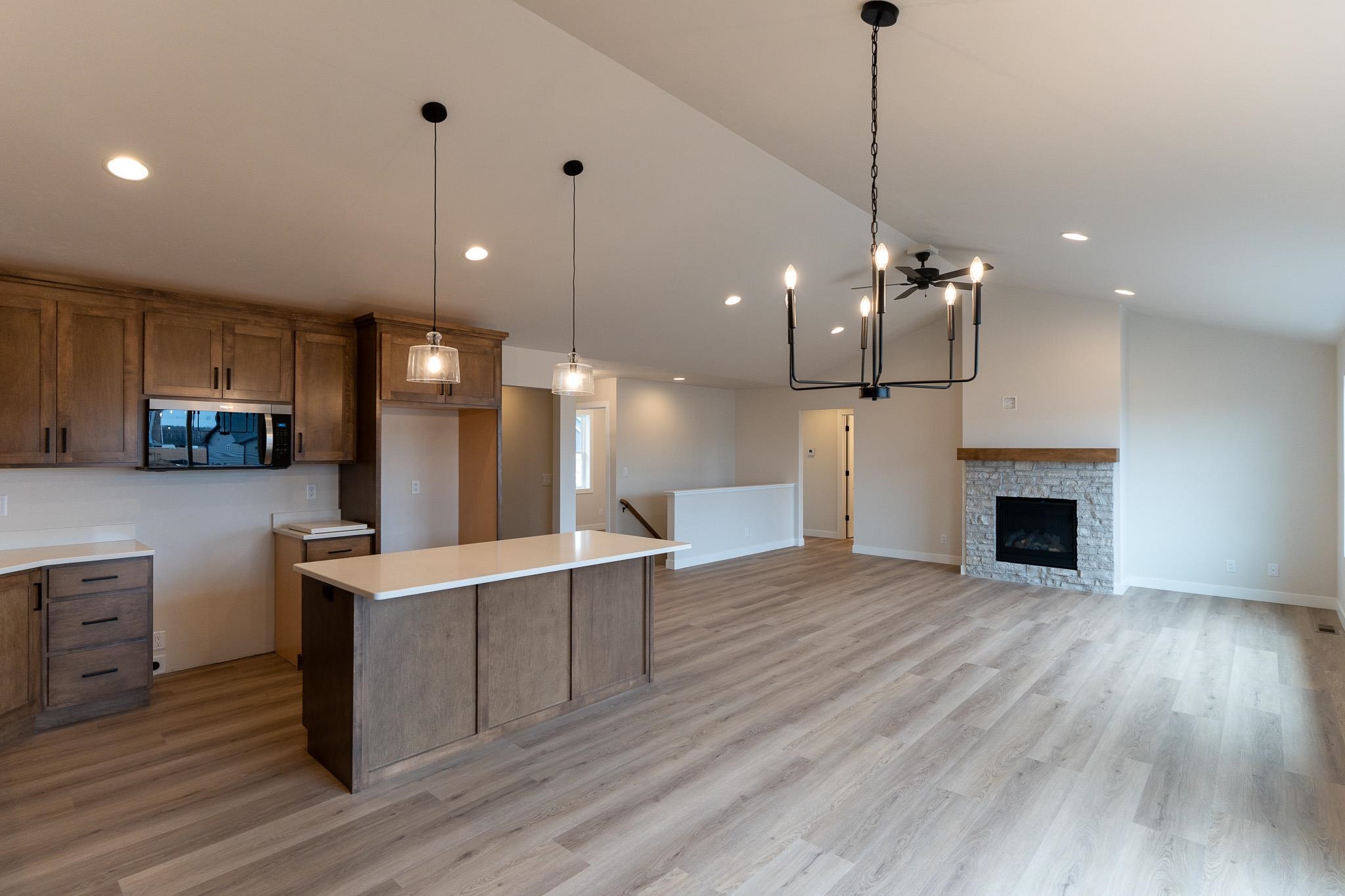 N9243 Anton Court Appleton, WI 54915 - Photo 17 of 32