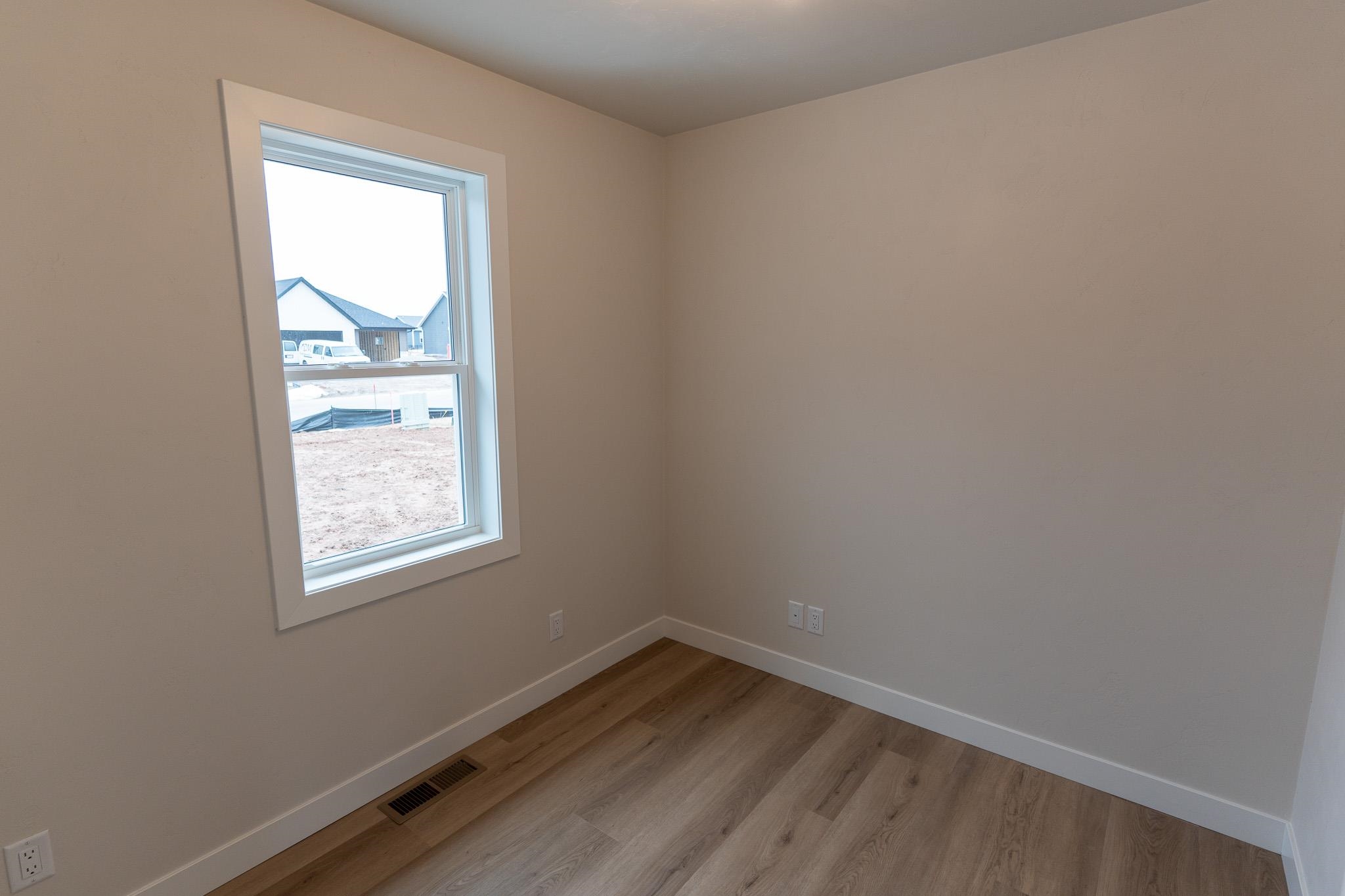 N9243 Anton Court Appleton, WI 54915 - Photo 27 of 32