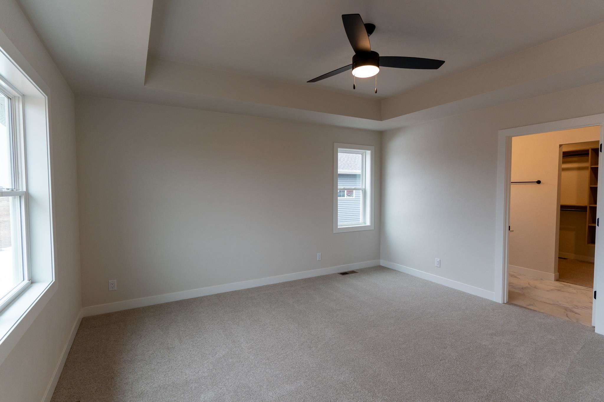 N9243 Anton Court Appleton, WI 54915 - Photo 9 of 32