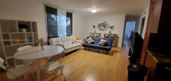 $2,500 | 753 Michigan Avenue, Unit 2B, Miami Beach, FL 33139