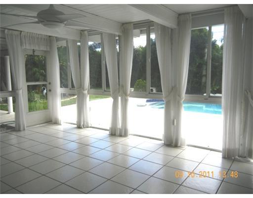 1098 Southwest 13th Place Boca Raton, FL 33486 - Photo 9 of 12 Additional Photo