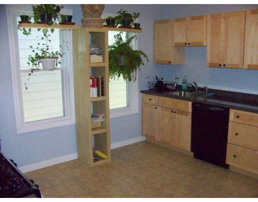 10-12 Holyoke Road Somerville, MA 02144 - Photo 3 of 9 Gallery Image 3