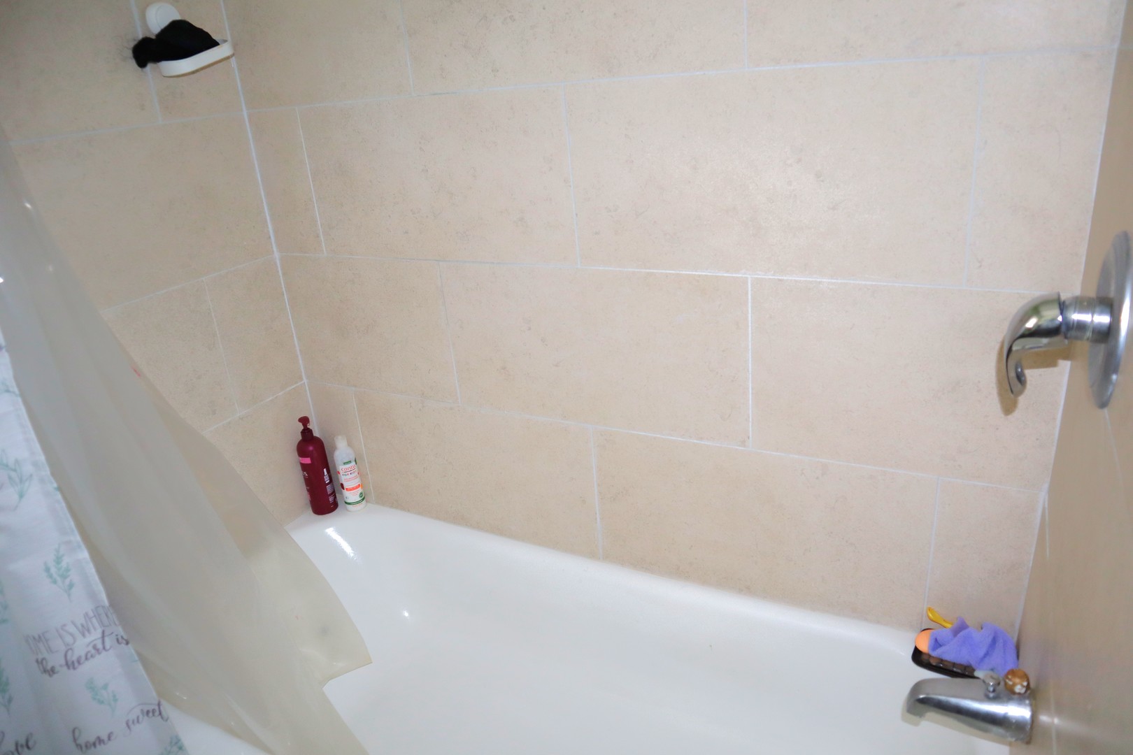 15634 Ridgeway Avenue Markham, IL 60428 - Photo 8 of 30 a bathroom with a shower