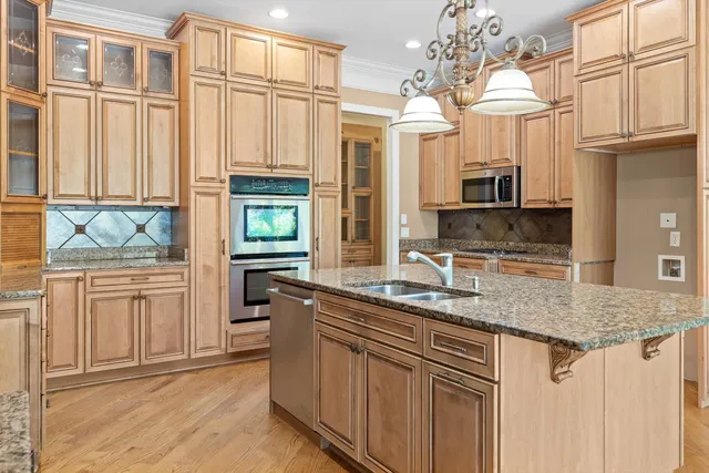 $885,000 | 9369 Crystal Brook Drive, Apison, TN 37302