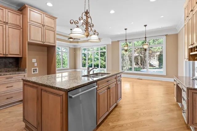 $885,000 | 9369 Crystal Brook Drive, Apison, TN 37302