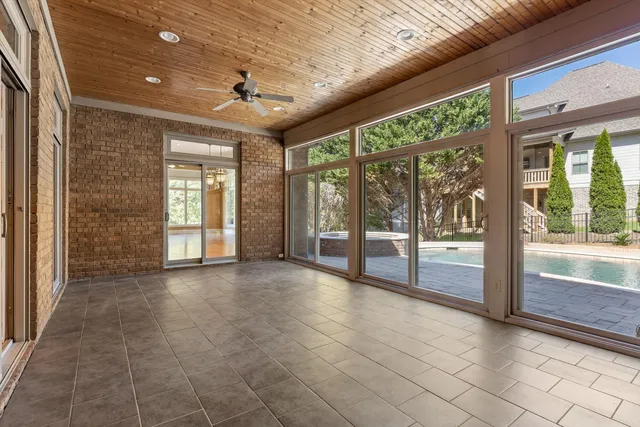 $885,000 | 9369 Crystal Brook Drive, Apison, TN 37302