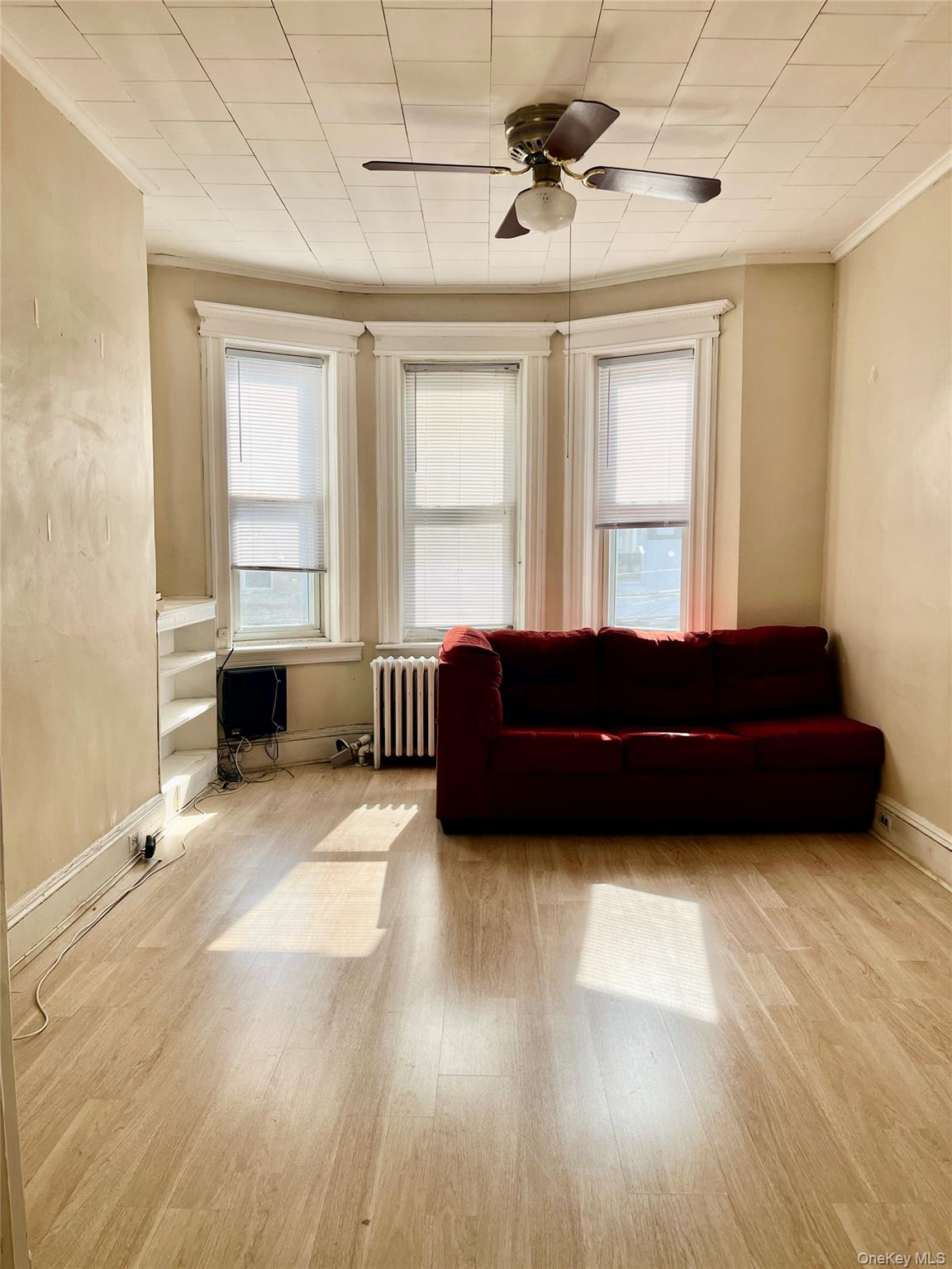 85-49 80th Street Queens, NY 11421 - Photo 3 of 9