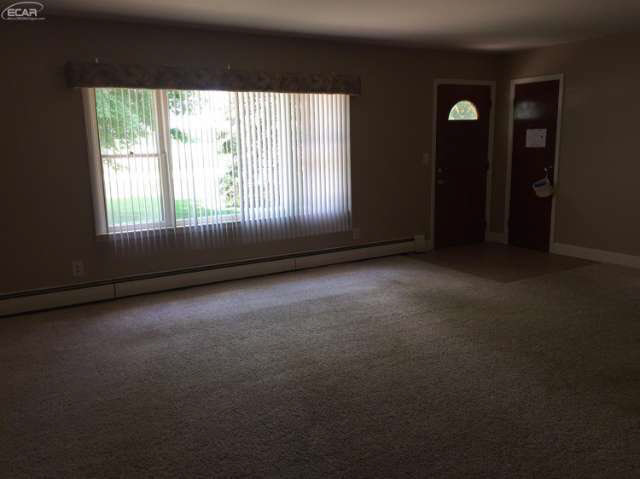 3505 East Frances Road Clio, MI 48420 - Photo 8 of 24 21172809-7.JPG