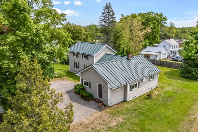 $299,900 | 24 Locust Street, Madison, ME 04950