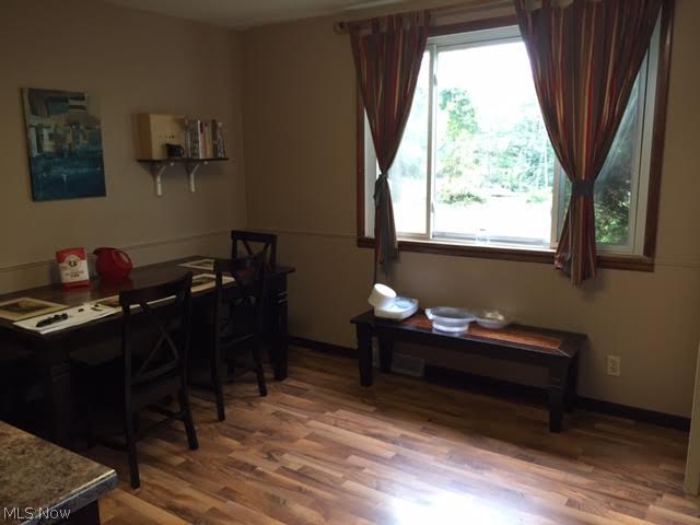 8657 Howland Springs Road Southeast Warren, OH 44484 - Photo 3 of 22 Gallery Image 3