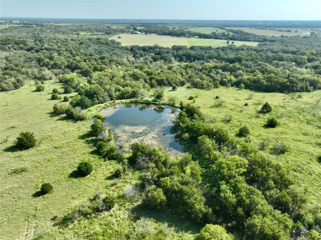 $709,050 | 4210 Northwest Frost Tx 76641, Frost, TX 76641