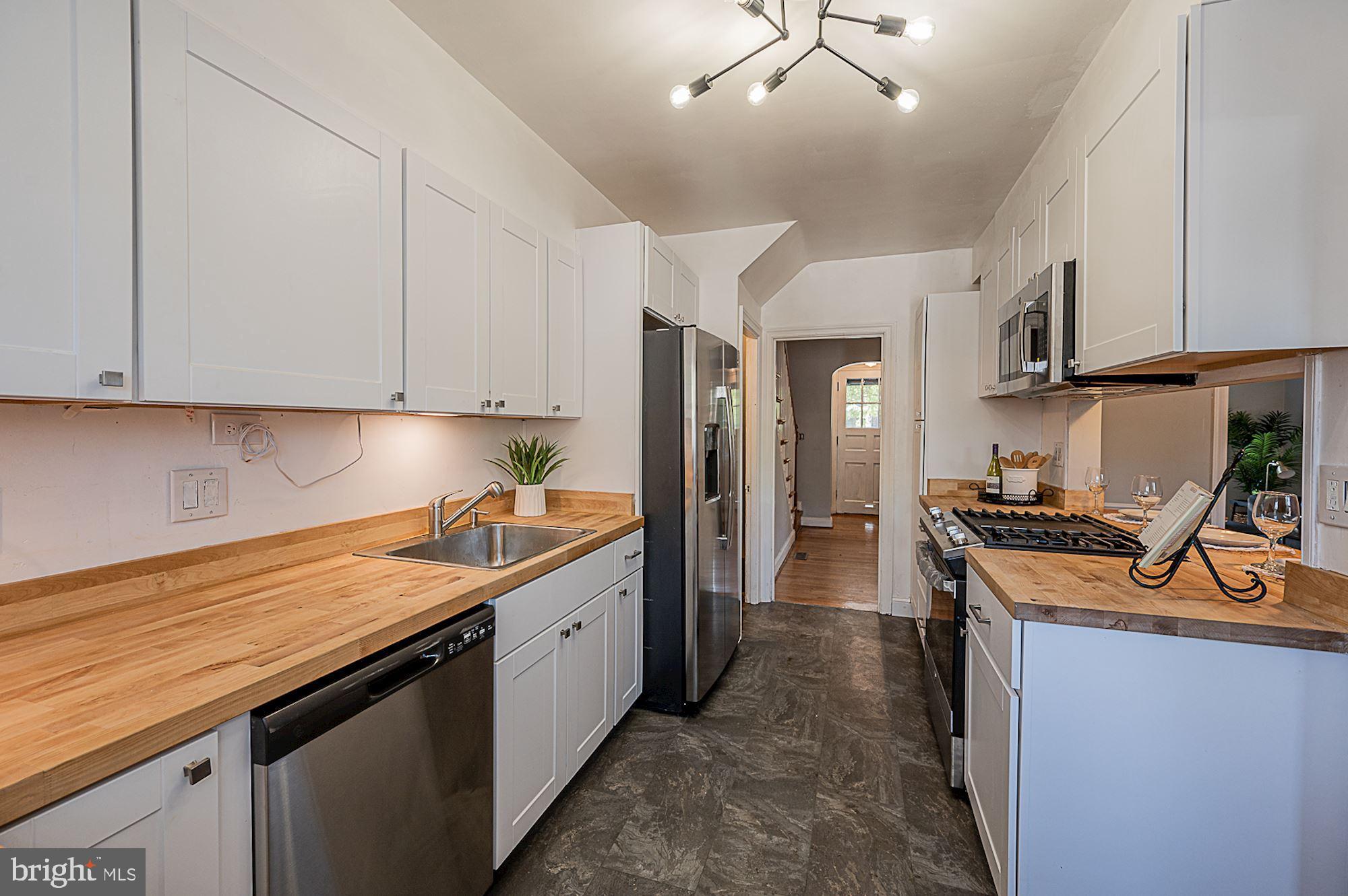 3703 Ednor Road Baltimore, MD 21218 - Photo 11 of 28 Kitchen