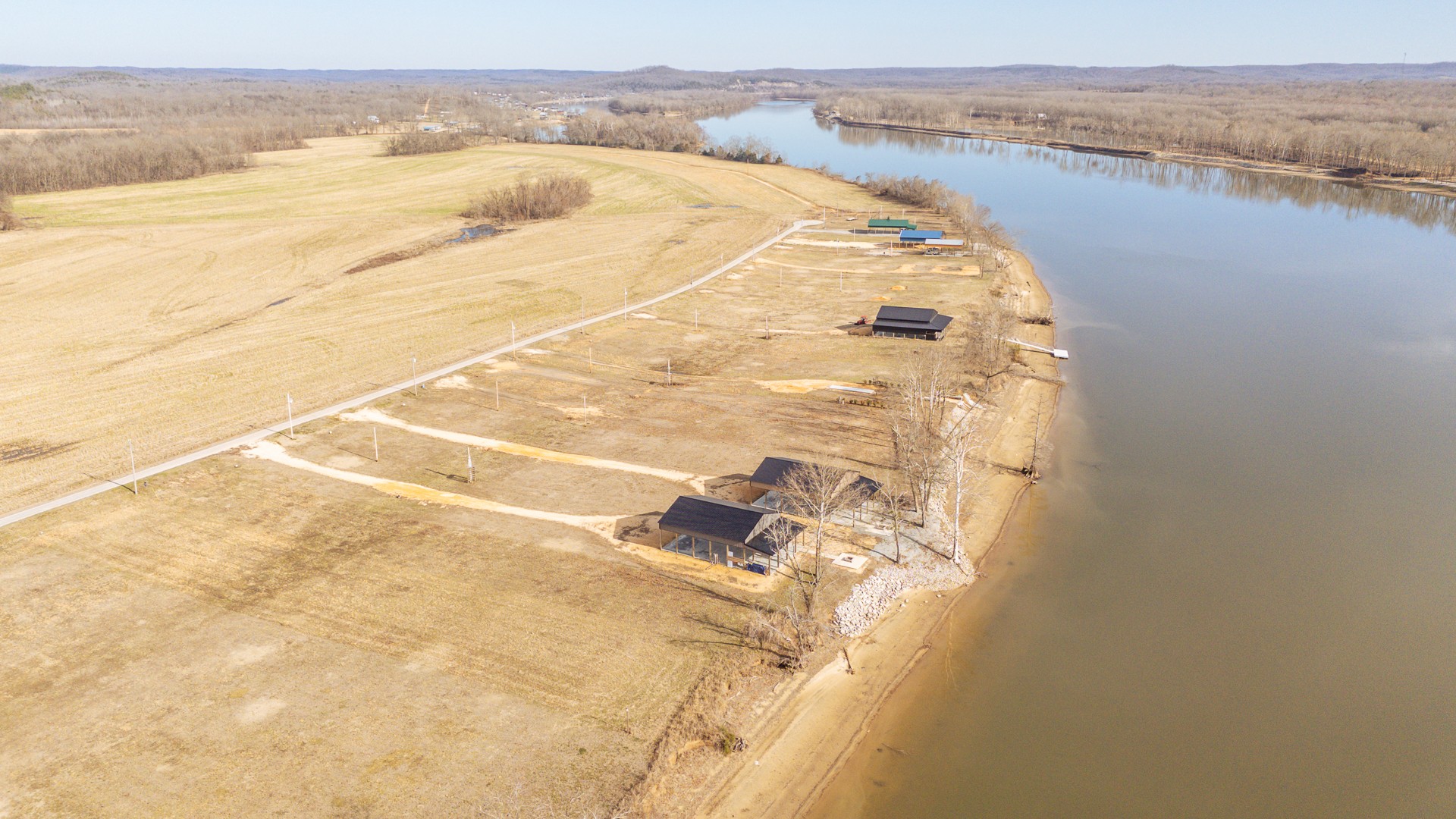 235 Hardin Bottom River Road Clifton, TN 38425 - Photo 30 of 42 a view of an ocean and mountain
