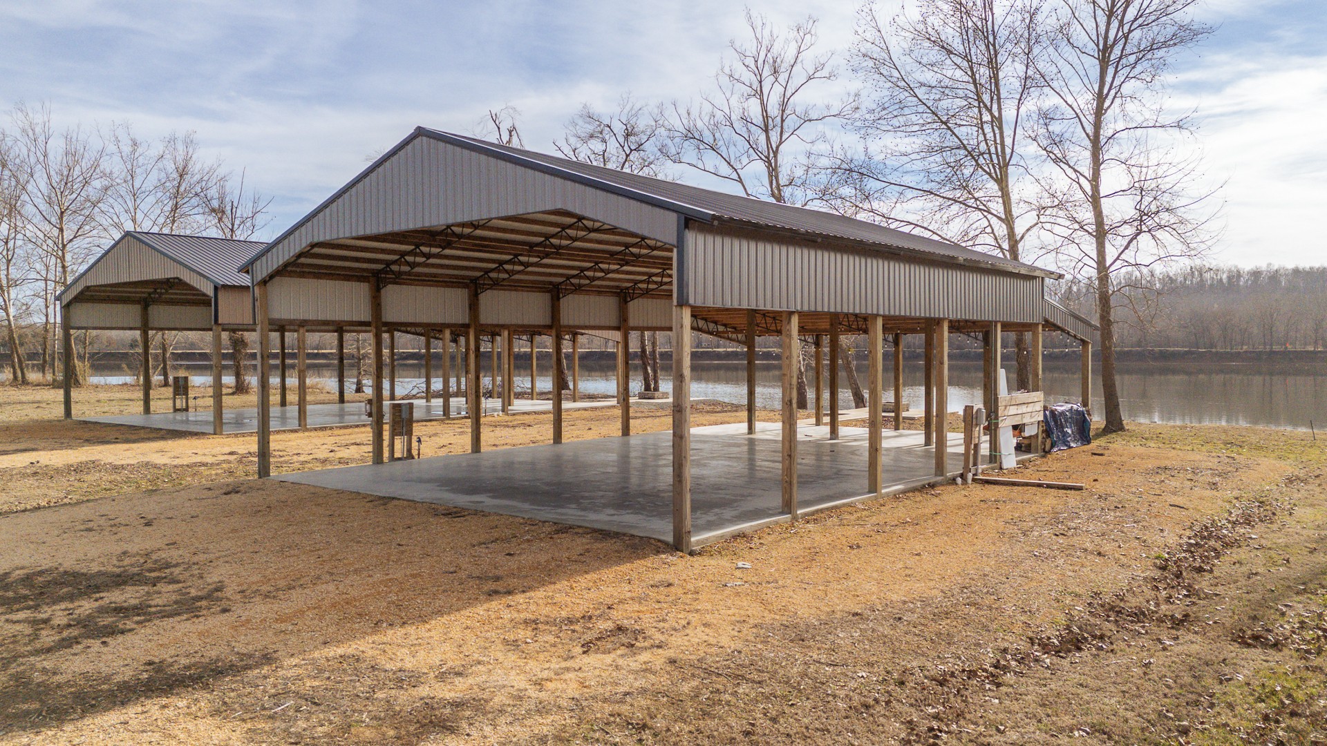 235 Hardin Bottom River Road Clifton, TN 38425 - Photo 3 of 42 a view of a house with a yard and wooden fence