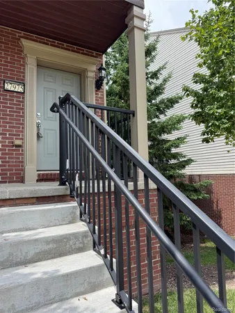 $2,100 | 27975 Hopkins Drive, Novi, MI 48377