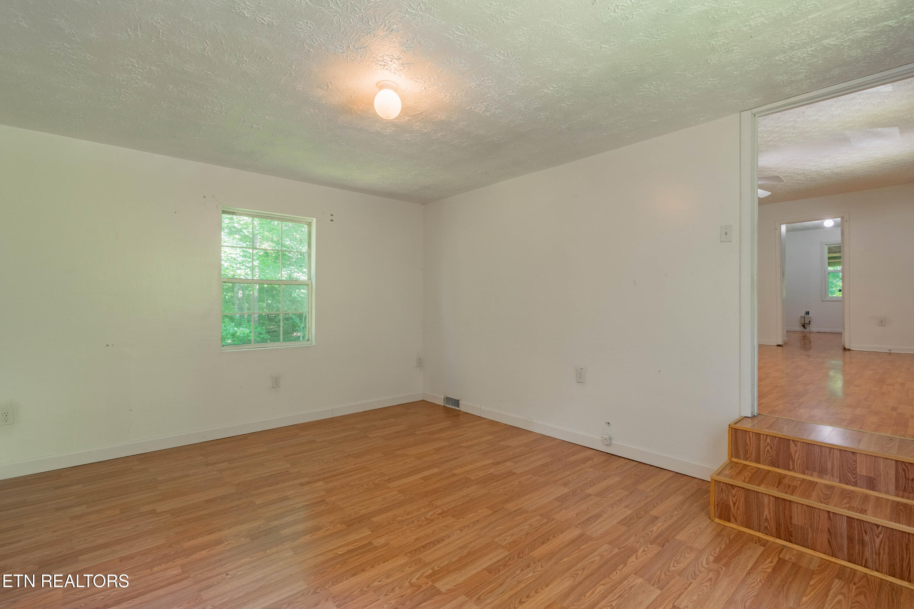 106 Guy Hamby Road Lancing, TN 37770 - Photo 7 of 24 A7309637-HDR
