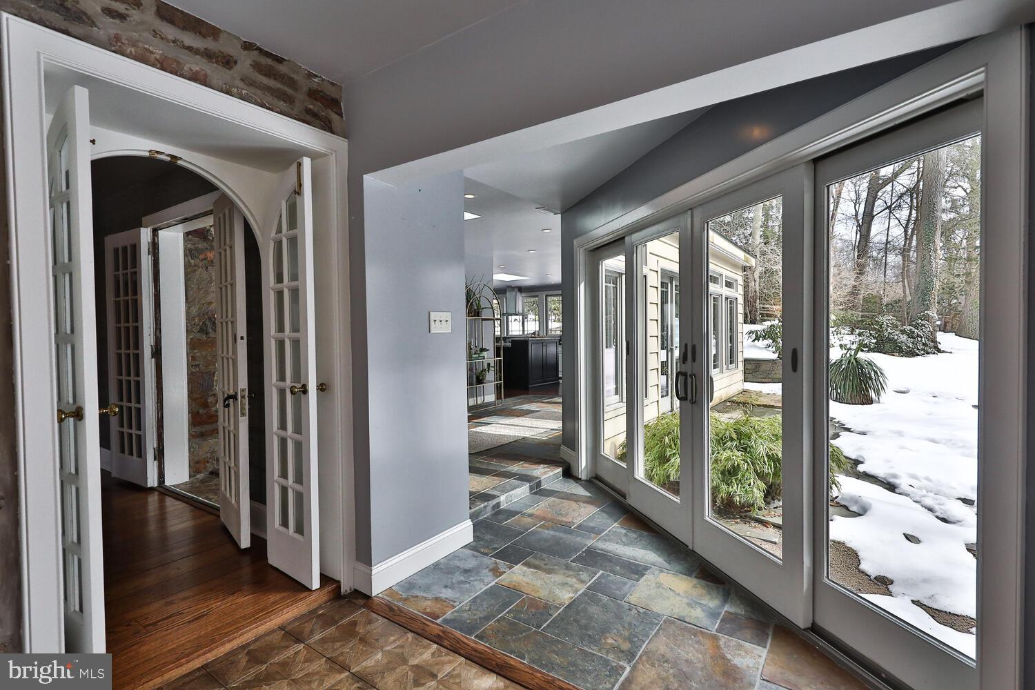 518 Edann Road Glenside, PA 19038 - Photo 20 of 78 hallway
