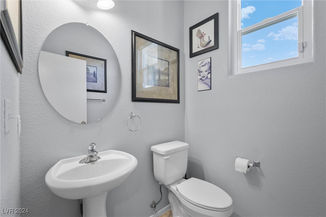 732 Beechwheat Way Henderson, NV 89015 - Photo 12 of 38 downstairs bathroom