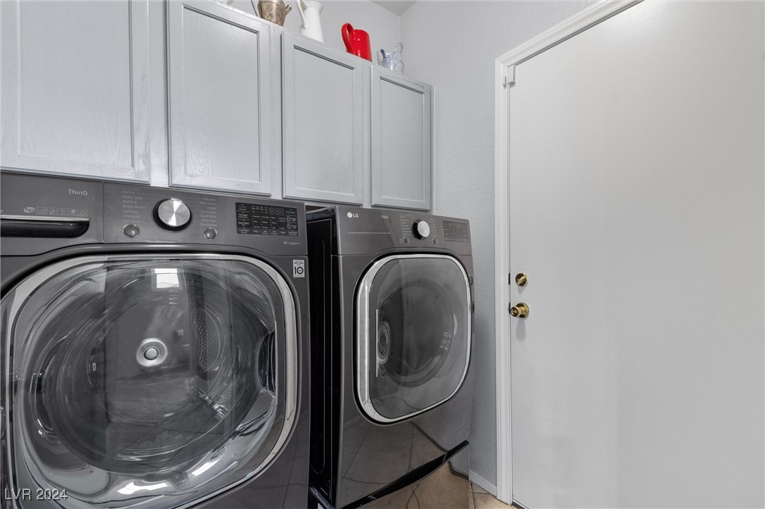 732 Beechwheat Way Henderson, NV 89015 - Photo 20 of 38 Laundry