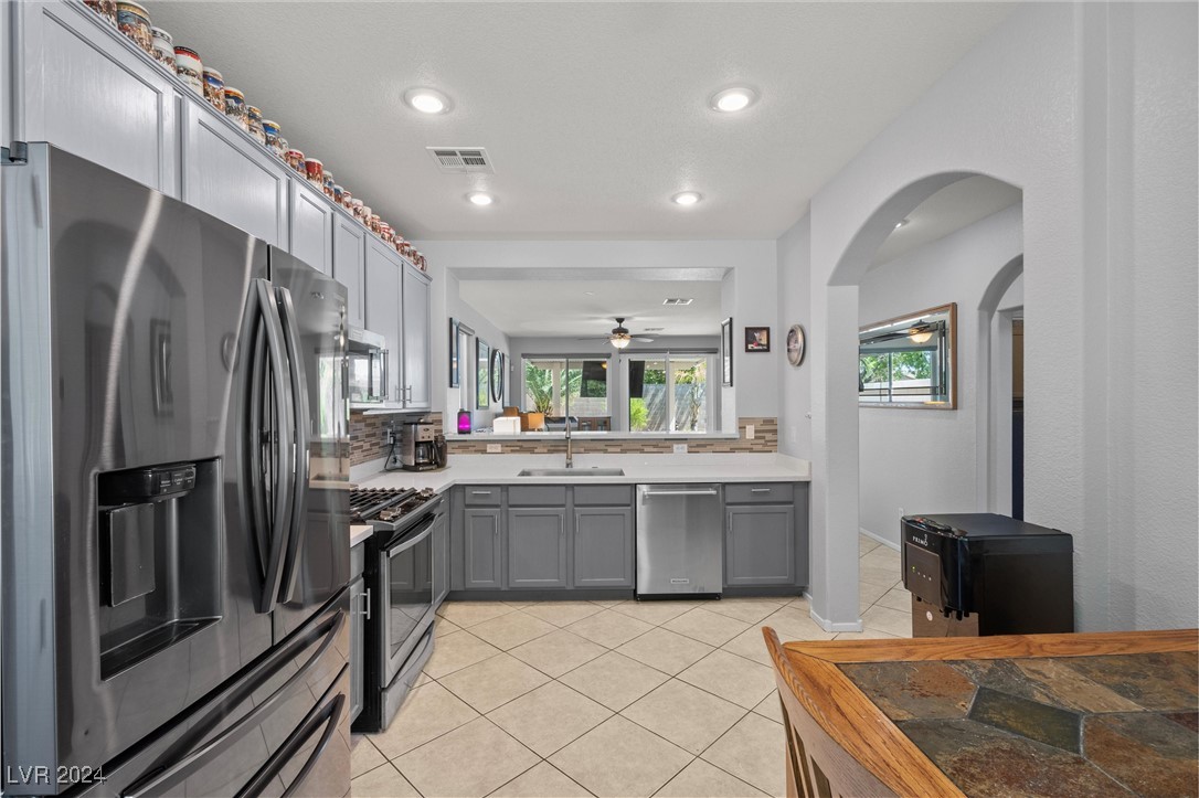 732 Beechwheat Way Henderson, NV 89015 - Photo 9 of 38