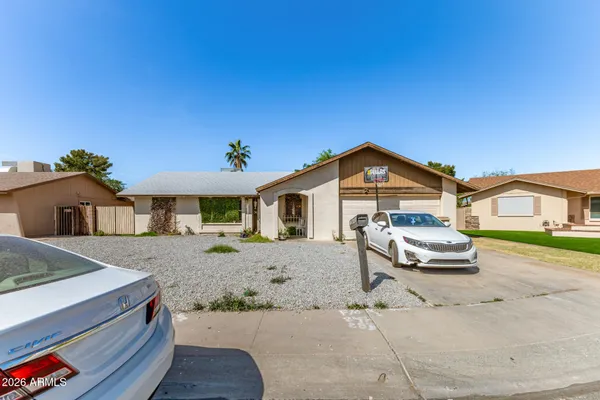 $309,900 | 15646 North 56th Avenue, Glendale, AZ 85306