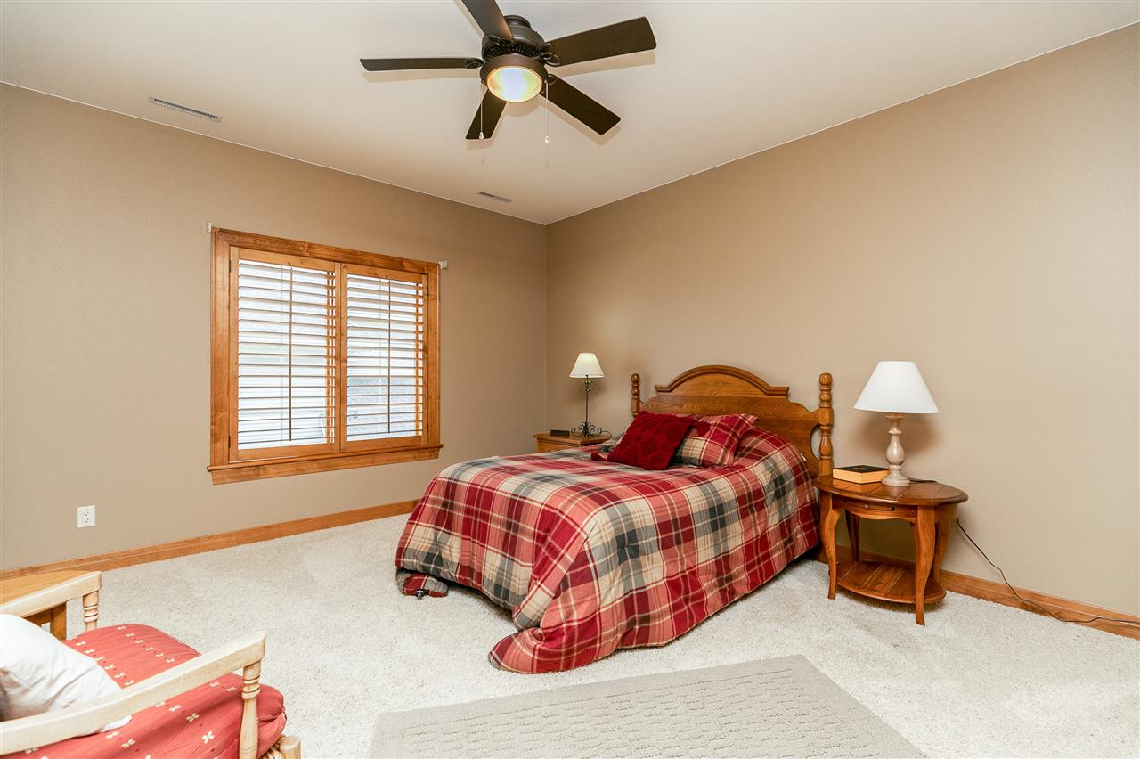 1715 Maple Street Robins, IA 52328 - Photo 29 of 50 Gallery Image 29
