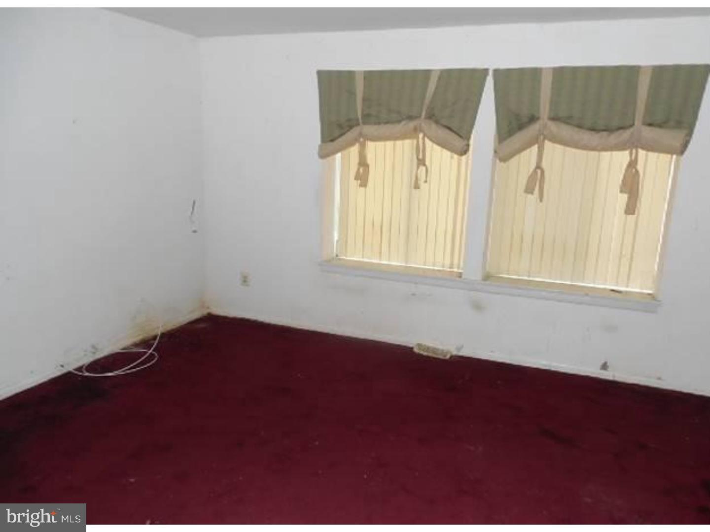 18 Goshawk Court Voorhees, NJ 08043 - Photo 4 of 9