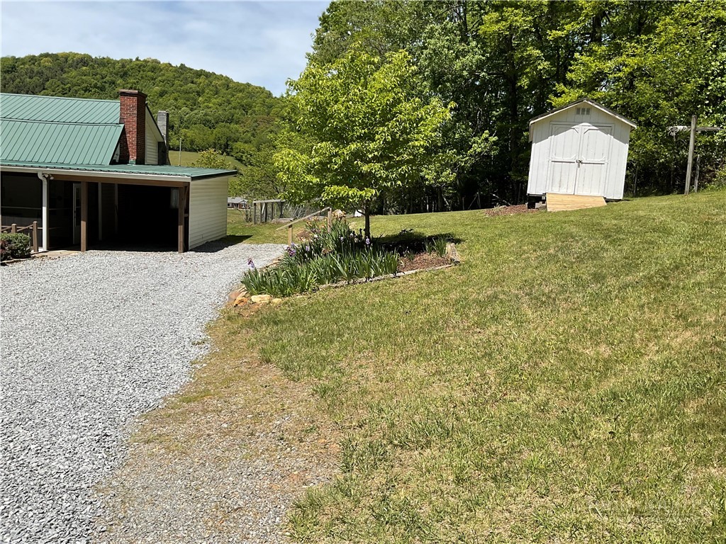 209 Abshers Lane Sparta, NC 28675 - Photo 41 of 46