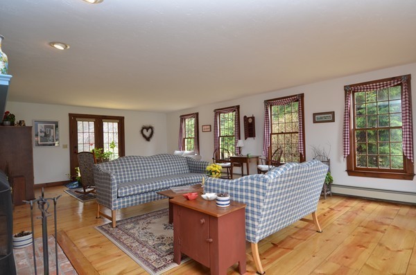 597 Sugar Road Bolton, MA 01740 - Photo 14 of 29