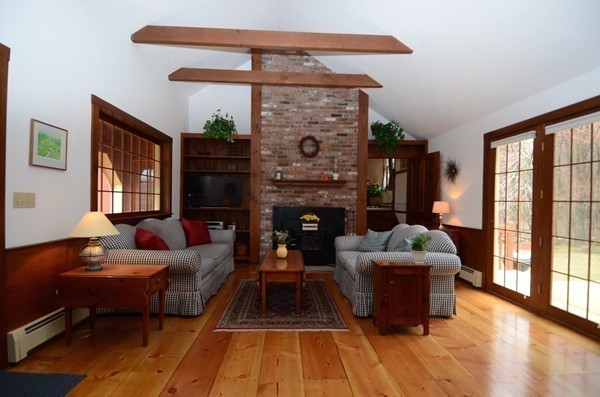 597 Sugar Road Bolton, MA 01740 - Photo 9 of 29