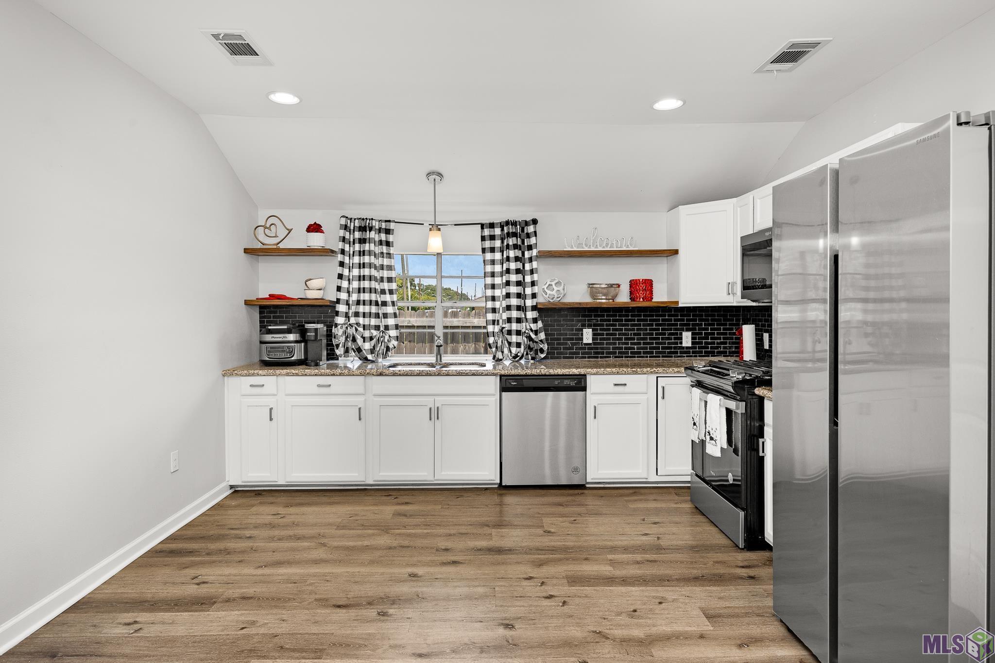 6464 Ford Street Baton Rouge, LA 70811 - Photo 7 of 18