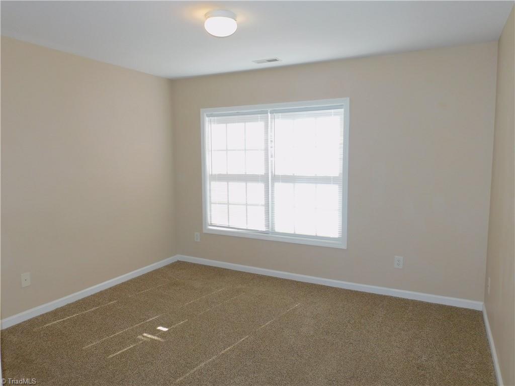 1300 Pondhaven Drive High Point, NC 27265 - Photo 19 of 32