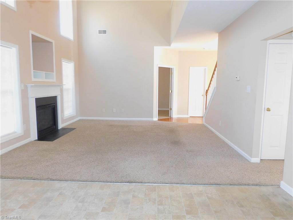 1300 Pondhaven Drive High Point, NC 27265 - Photo 4 of 32