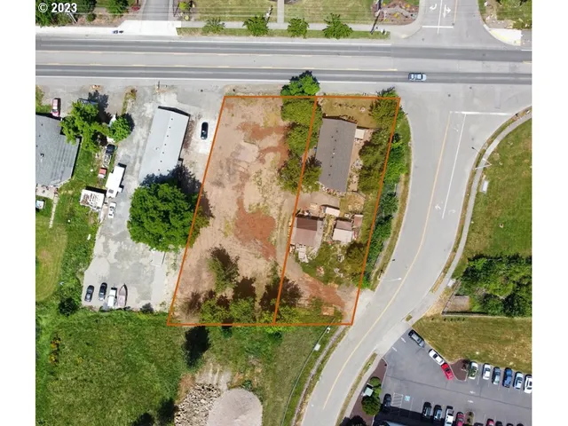 $795,000 | 1406 West Main Street, Molalla, OR 97038