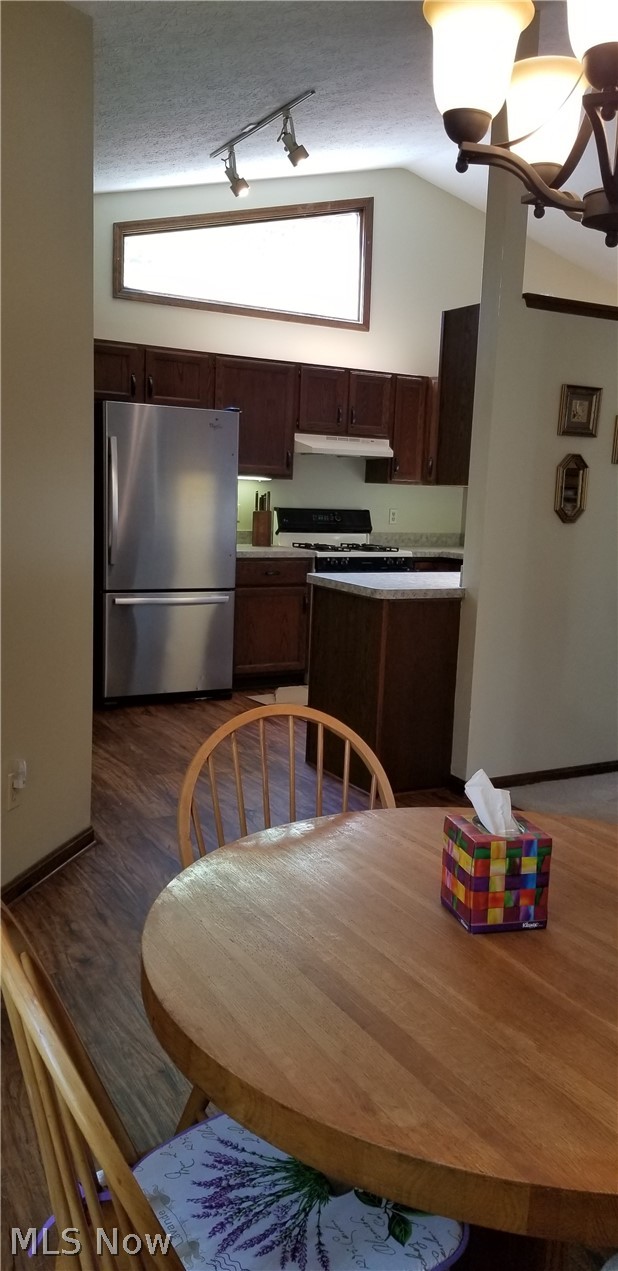 14806 Boston Road Strongsville, OH 44136 - Photo 7 of 28 Morning Room to the Kitchen