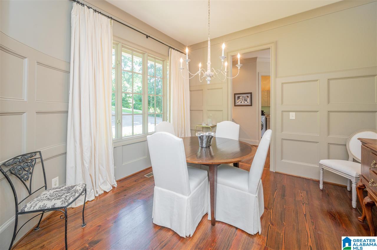 2705 Shades Crest Road Birmingham, AL 35216 - Photo 5 of 46