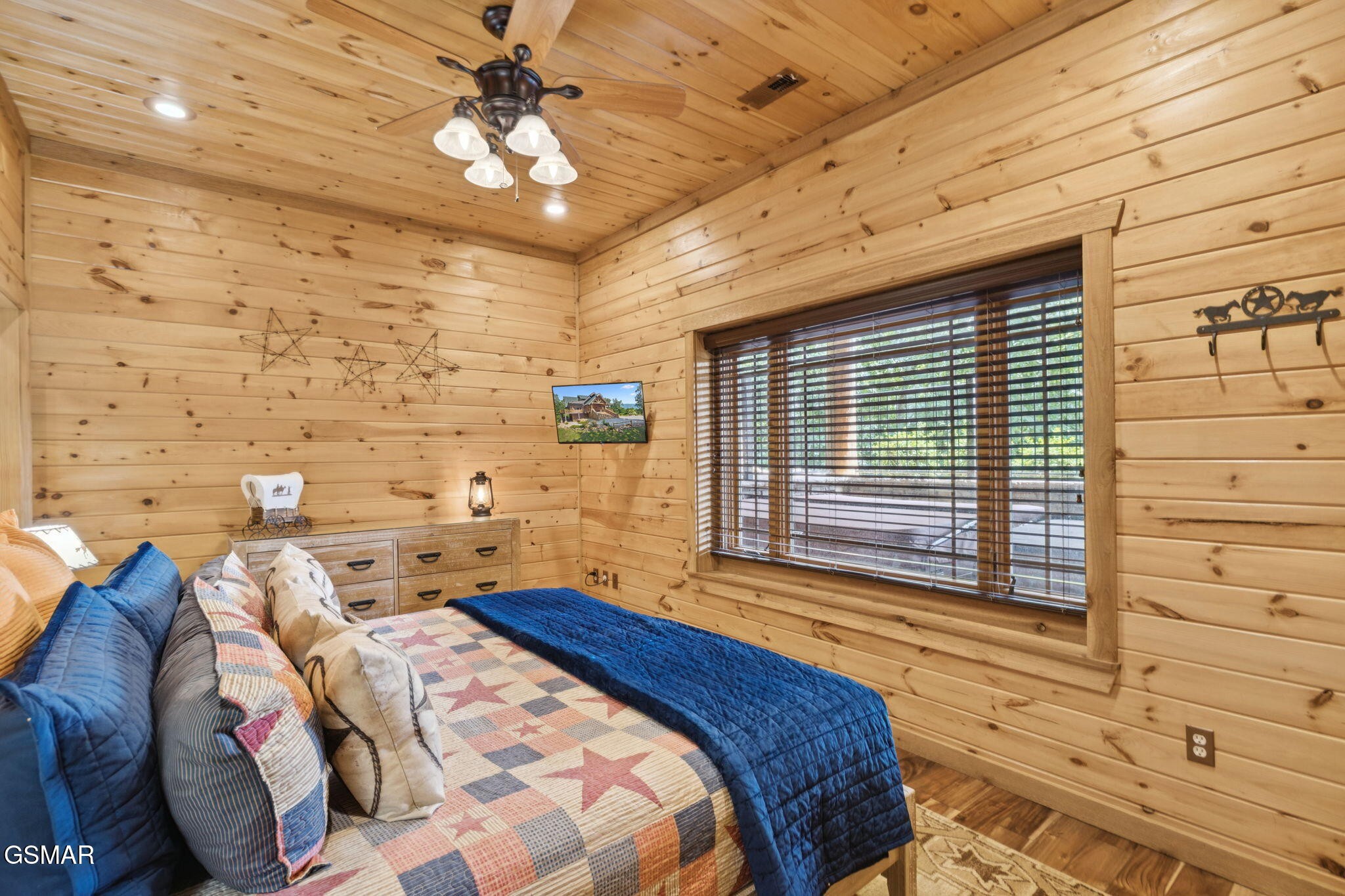 831 Big Bear Ridge Road Gatlinburg, TN 37738 - Photo 34 of 75